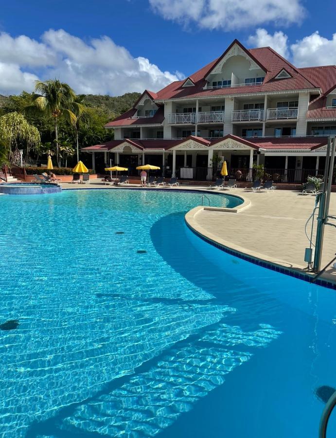 Couleur Caraibes-Cocobeach Martinique Pierre Et Vacances 圣吕斯 外观 照片